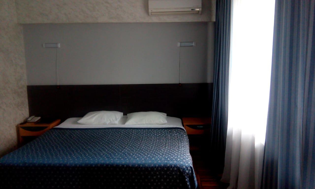 Berkana Hotel Almaty Esterno foto